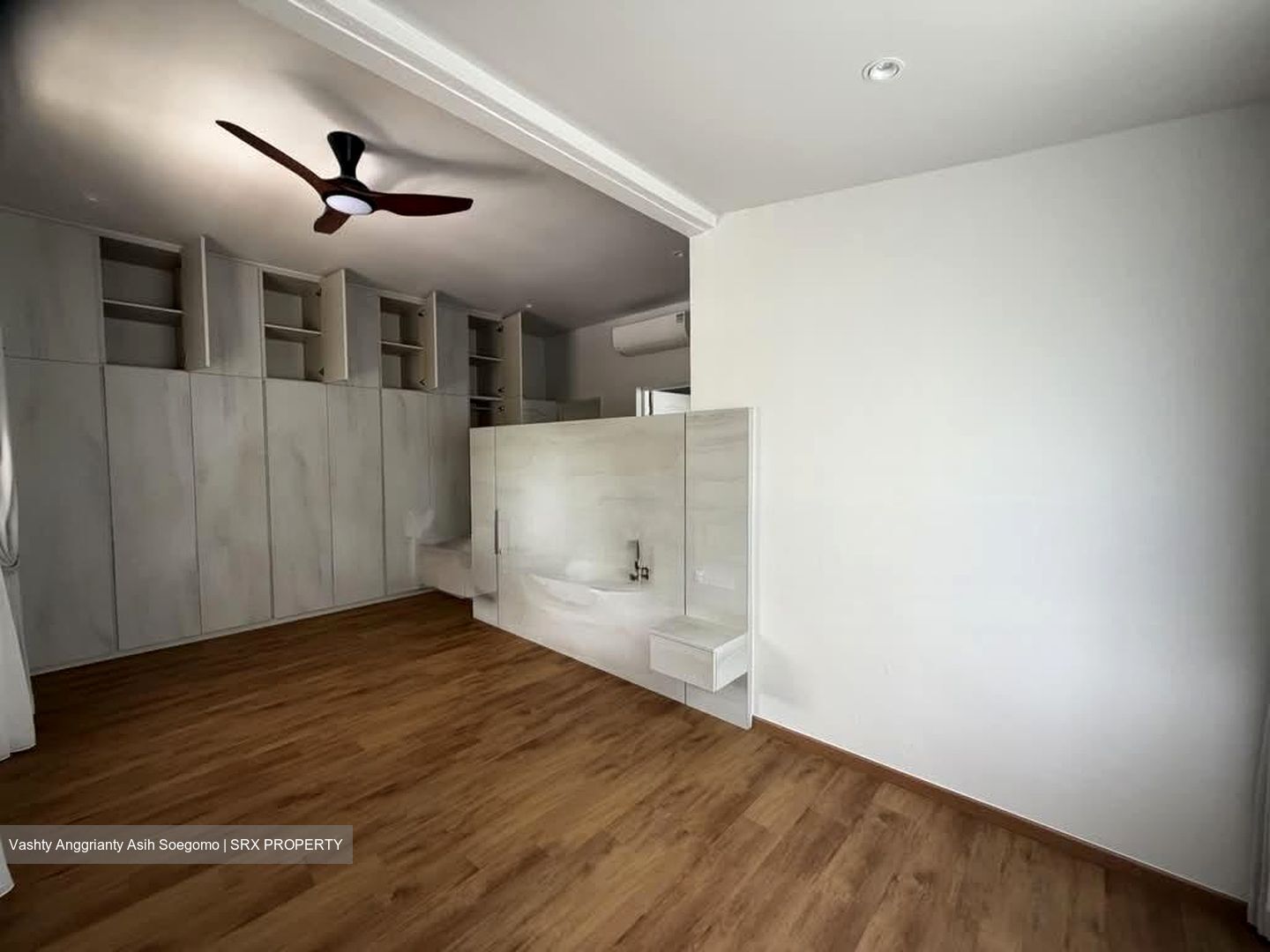 Watten Estate (D11), Semi-Detached #573564101